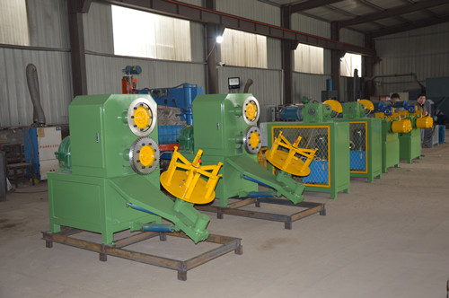 新宇田轮胎切割设备整装完毕静待发货